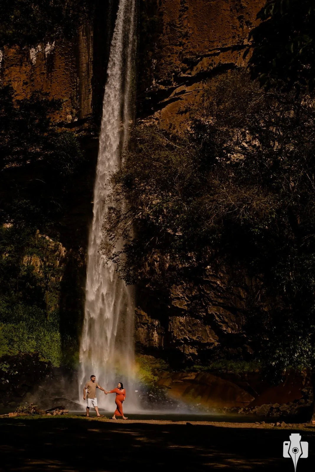 Ensaio de Gestante na Cascata do Chuvisqueiro | Fotografo casamento, Gramado, Serra Gaúcha, Beth Esquinatti e Nei Bernardes