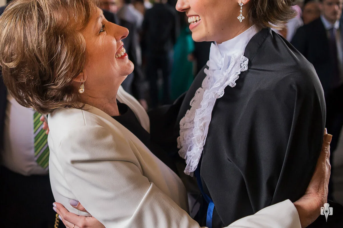 Fotos de Formatura - Colação de Grau em Ciências Econômicas de Laís | Fotografo casamento, Gramado, Serra Gaúcha, Beth Esquinatti e Nei Bernardes